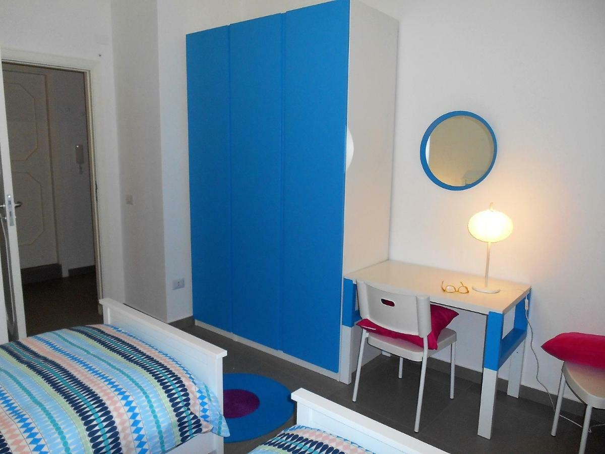 Casa Vacanza "Al Vicolo Delle Colonne" Salerno Dış mekan fotoğraf
