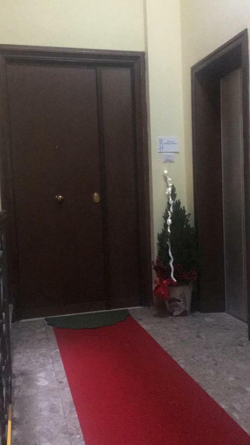Casa Vacanza "Al Vicolo Delle Colonne" Salerno Dış mekan fotoğraf