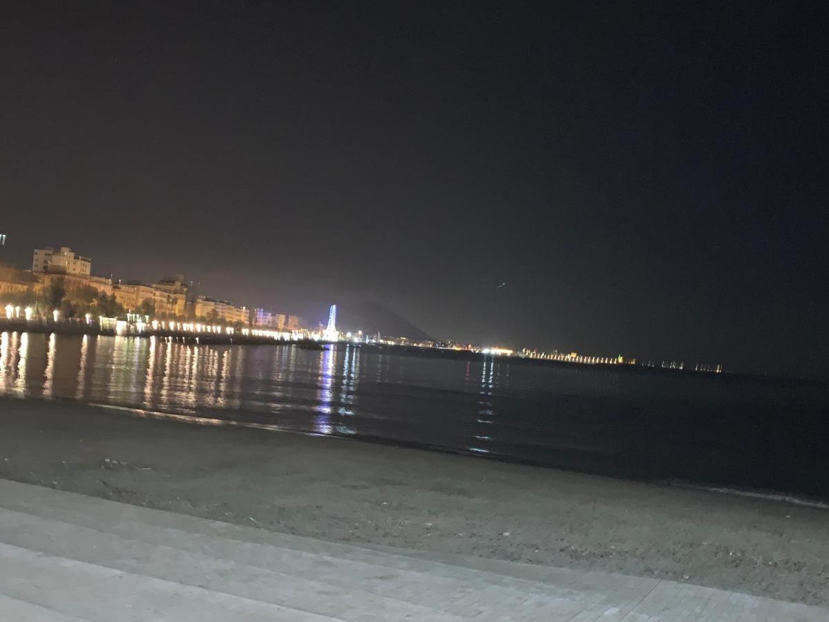 Casa Vacanza "Al Vicolo Delle Colonne" Salerno Dış mekan fotoğraf